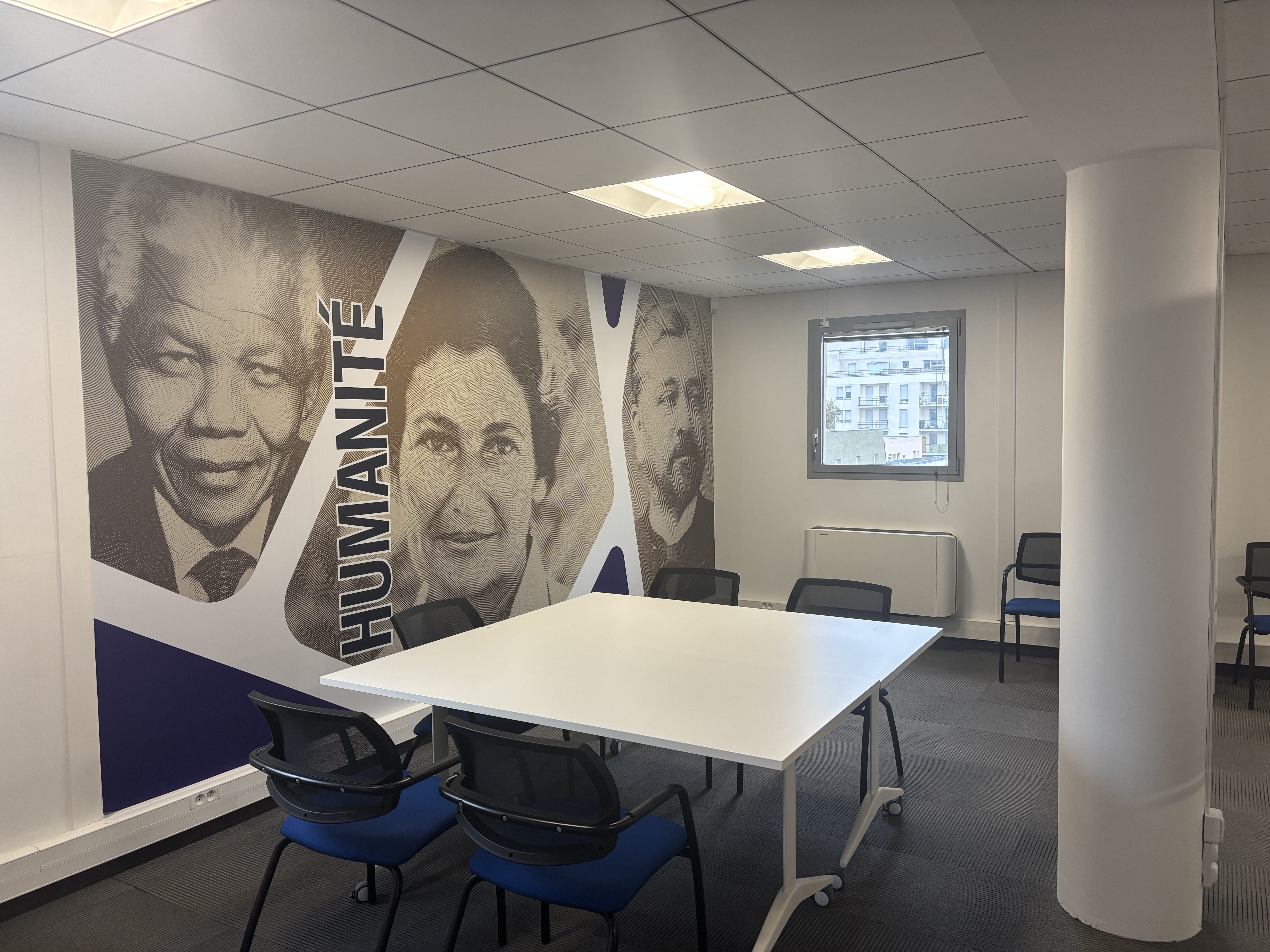 Zone de détente et de collaboration dans nos locaux